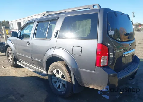 2010 Nissan Pathfinder Le/S Fe+/Se из США, поврежденный, VIN 5N1AR1NN1AD622292